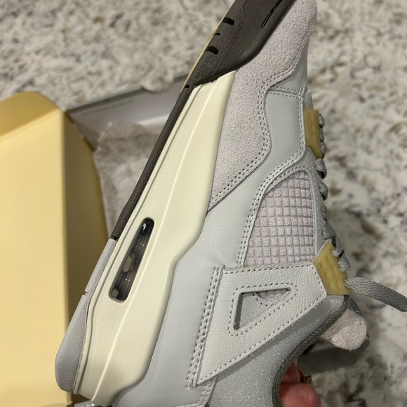 NEW IN BOX Air Jordan 4 Retro SE Craft ‘Photon Dust’ - Picture 7 of 10